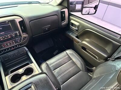 2016 GMC Sierra 2500HD Denali 4x4   - Photo 15 - Houston, TX 77041