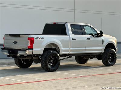 2018 Ford F-250 Super Duty XLT 4x4   - Photo 8 - Houston, TX 77041