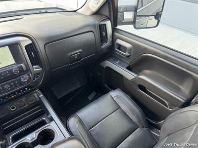 2015 Chevrolet Silverado 2500HD LTZ 4x4   - Photo 15 - Houston, TX 77041