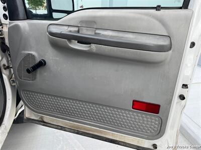 2003 Ford F-550 Super Duty XL   - Photo 21 - Houston, TX 77041