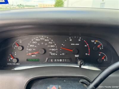 2003 Ford F-550 Super Duty XL   - Photo 18 - Houston, TX 77041