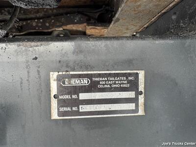 2003 Ford F-550 Super Duty XL   - Photo 49 - Houston, TX 77041