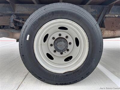 2003 Ford F-550 Super Duty XL   - Photo 37 - Houston, TX 77041