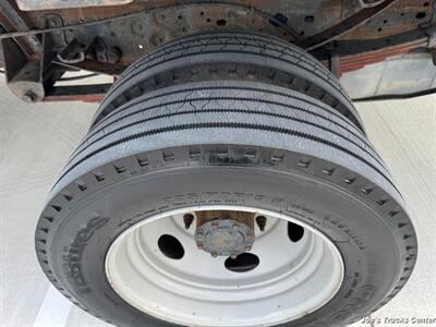 2003 Ford F-550 Super Duty XL   - Photo 42 - Houston, TX 77041