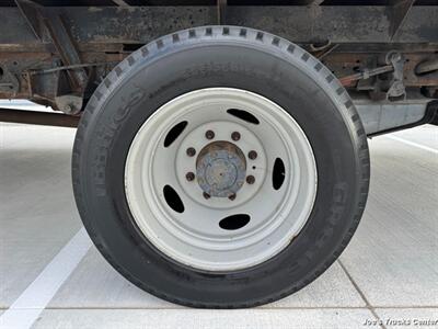 2003 Ford F-550 Super Duty XL   - Photo 41 - Houston, TX 77041