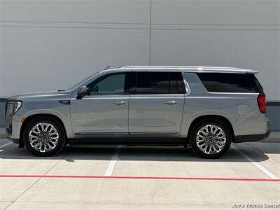 2023 GMC Yukon XL Denali Ultimate 4x4   - Photo 4 - Houston, TX 77041