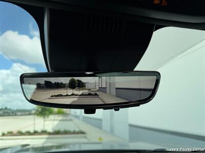 2023 GMC Yukon XL Denali Ultimate 4x4   - Photo 24 - Houston, TX 77041