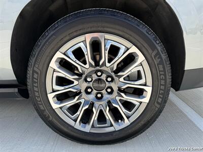 2023 GMC Yukon XL Denali Ultimate 4x4   - Photo 65 - Houston, TX 77041