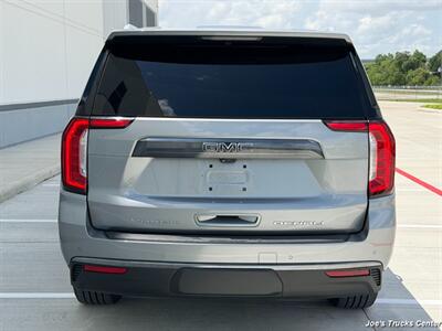 2023 GMC Yukon XL Denali Ultimate 4x4   - Photo 7 - Houston, TX 77041