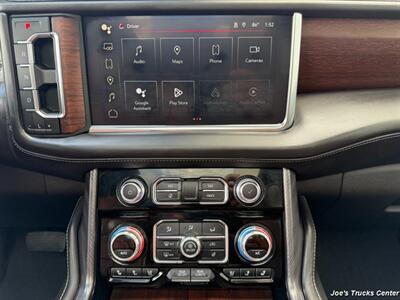 2023 GMC Yukon XL Denali Ultimate 4x4   - Photo 18 - Houston, TX 77041