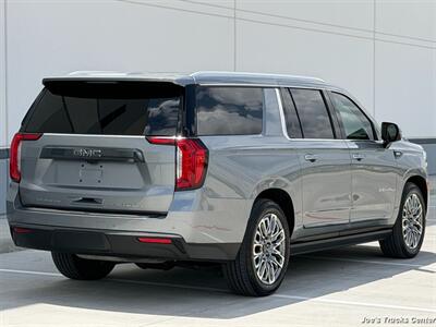 2023 GMC Yukon XL Denali Ultimate 4x4   - Photo 8 - Houston, TX 77041