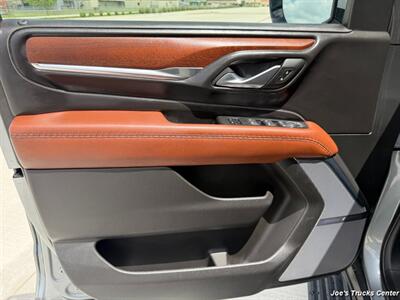 2023 GMC Yukon XL Denali Ultimate 4x4   - Photo 26 - Houston, TX 77041