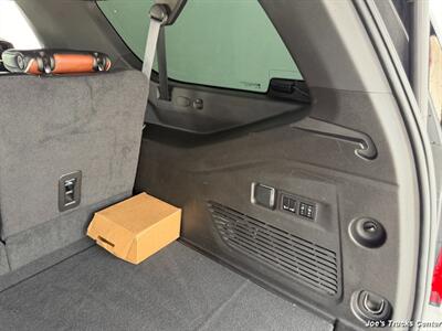 2023 GMC Yukon XL Denali Ultimate 4x4   - Photo 51 - Houston, TX 77041