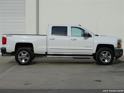 2016 Chevrolet Silverado 3500HD LTZ 4x4   - Photo 9 - Houston, TX 77041