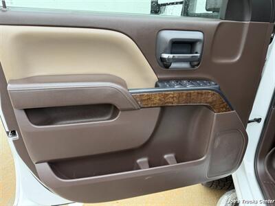 2016 Chevrolet Silverado 2500HD LT 4x4 - Photo 18 - Houston, TX 77041