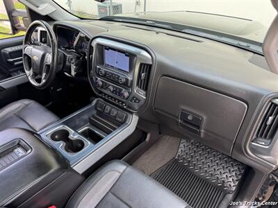 2018 Chevrolet Silverado 2500HD LTZ 4x4   - Photo 25 - Houston, TX 77041
