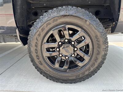 2018 Chevrolet Silverado 2500HD LTZ 4x4   - Photo 52 - Houston, TX 77041
