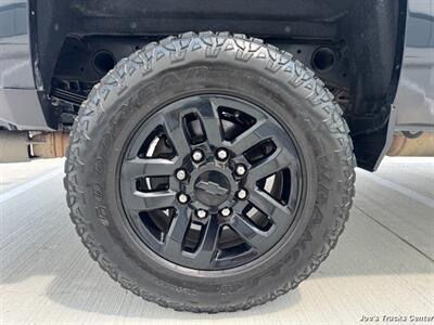 2018 Chevrolet Silverado 2500HD LTZ 4x4   - Photo 48 - Houston, TX 77041