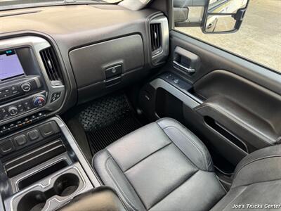 2018 Chevrolet Silverado 2500HD LTZ 4x4   - Photo 15 - Houston, TX 77041