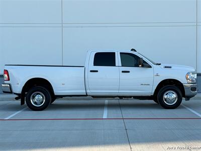 2021 RAM 3500 Tradesman 4x4   - Photo 9 - Houston, TX 77041