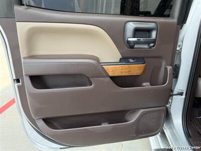 2019 Chevrolet Silverado 2500HD LTZ 4x4   - Photo 28 - Houston, TX 77041
