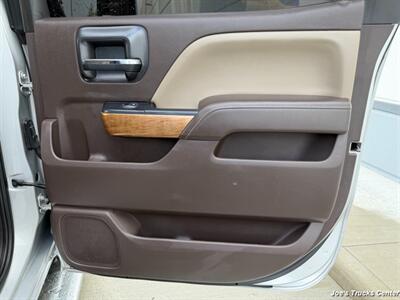 2019 Chevrolet Silverado 2500HD LTZ 4x4   - Photo 32 - Houston, TX 77041