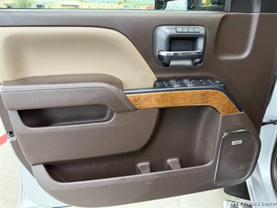 2019 Chevrolet Silverado 2500HD LTZ 4x4   - Photo 19 - Houston, TX 77041