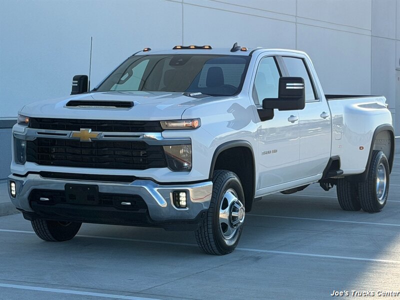 2024 Chevrolet Silverado 3500HD LT 4x4   - Photo 1 - Houston, TX 77041