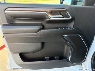 2024 Chevrolet Silverado 3500HD LT 4x4   - Photo 19 - Houston, TX 77041