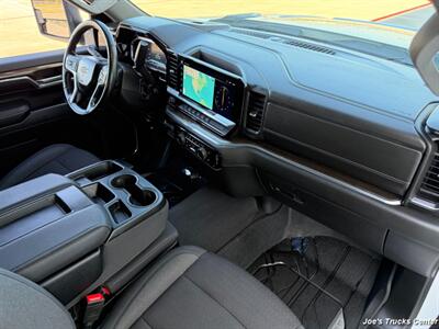 2024 Chevrolet Silverado 3500HD LT 4x4   - Photo 24 - Houston, TX 77041