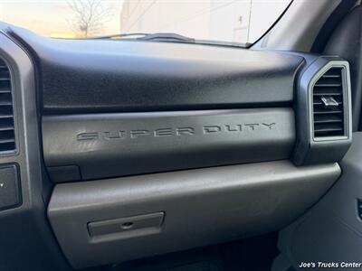 2017 Ford F-550 Super Duty XL   - Photo 21 - Houston, TX 77041