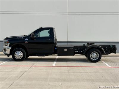 2025 RAM 3500 Tradesman   - Photo 3 - Houston, TX 77041