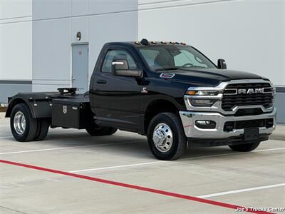 2025 RAM 3500 Tradesman   - Photo 11 - Houston, TX 77041