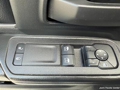 2025 RAM 3500 Tradesman   - Photo 14 - Houston, TX 77041