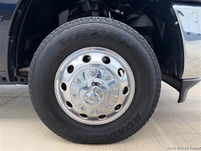 2025 RAM 3500 Tradesman   - Photo 40 - Houston, TX 77041