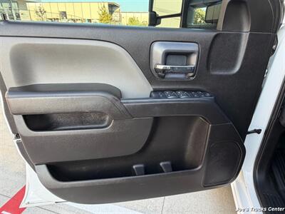 2018 Chevrolet Silverado 3500HD Work Truck - Photo 16 - Houston, TX 77041