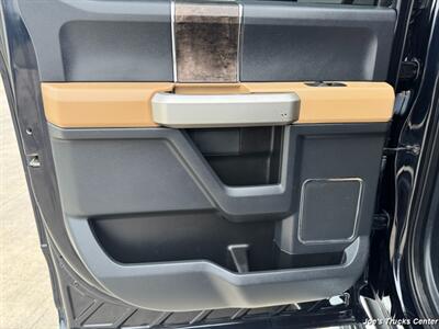 2022 Ford F-350 Super Duty Lariat 4x4   - Photo 28 - Houston, TX 77041