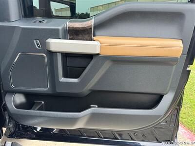 2022 Ford F-350 Super Duty Lariat 4x4   - Photo 24 - Houston, TX 77041