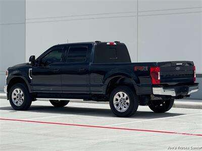2022 Ford F-350 Super Duty Lariat 4x4   - Photo 4 - Houston, TX 77041
