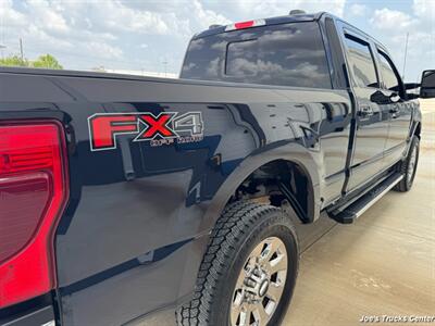 2022 Ford F-350 Super Duty Lariat 4x4   - Photo 44 - Houston, TX 77041