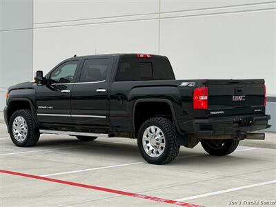 2018 GMC Sierra 2500HD Denali 4x4 - Photo 5 - Houston, TX 77041