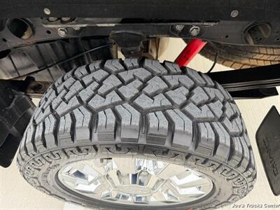 2018 GMC Sierra 2500HD Denali 4x4 - Photo 54 - Houston, TX 77041