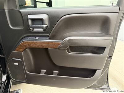 2018 GMC Sierra 2500HD Denali 4x4 - Photo 25 - Houston, TX 77041