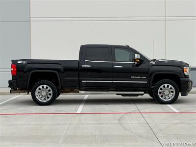 2018 GMC Sierra 2500HD Denali 4x4 - Photo 9 - Houston, TX 77041