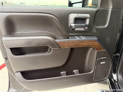 2018 GMC Sierra 2500HD Denali 4x4 - Photo 19 - Houston, TX 77041