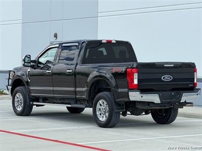 2017 Ford F-350 Super Duty XLT 4x4   - Photo 5 - Houston, TX 77041