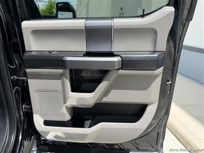 2017 Ford F-350 Super Duty XLT 4x4   - Photo 32 - Houston, TX 77041