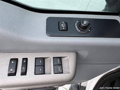 2016 Ford F-250 Super Duty XLT 4x4   - Photo 19 - Houston, TX 77041