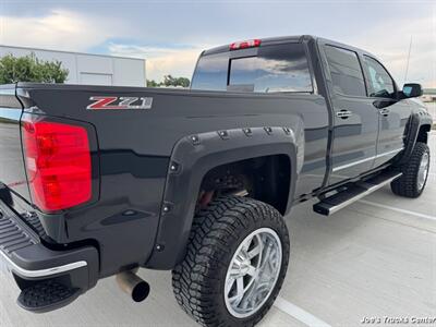 2015 Chevrolet Silverado 2500HD LTZ 4x4   - Photo 43 - Houston, TX 77041