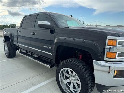 2015 Chevrolet Silverado 2500HD LTZ 4x4   - Photo 40 - Houston, TX 77041